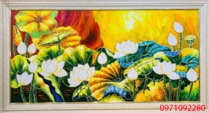 Tranh sơn dầu hoa sen gam màu rực rỡ sang trọng