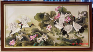 Tranh hoa sen thủy mặc chim hạc phong thủy